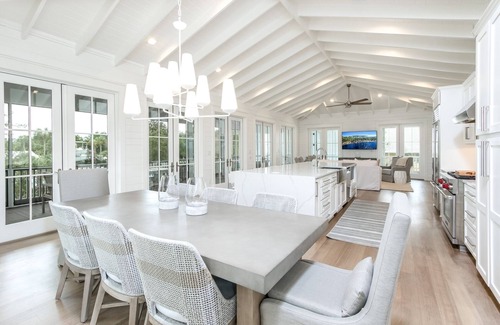 Watercolor House | EXQUISITE LUXURY HOME w/POOL, LSV, BIKES! NEXT TO CAMP WATERCOLOR! Pet