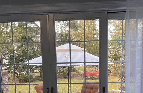 Murrells Inlet House | Exquisite Luxury, 10 Mins to Restaurants, Beach, and River in Gated Community