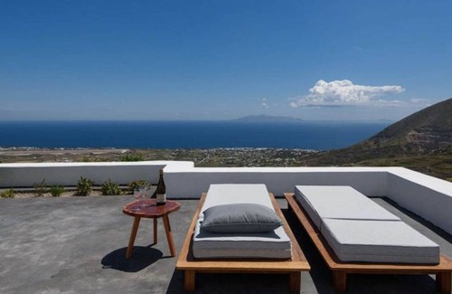 Pyrgos Villa | Exquisite Santorini Villa | Villa Pius | 2 Bedrooms | Children Older than 12Y.