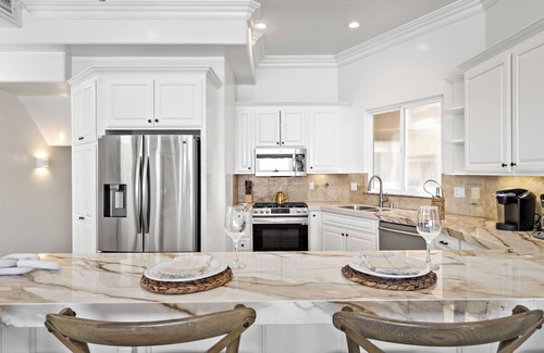 South Oceanside House | Exquisite Twelve Bedroom Single Family Oceanfront Home with Two Spas P823-X