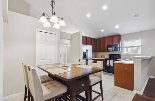 St. Augustine House | Exquisite Waterfront Retreat - Pet Friendly by RedAwning
