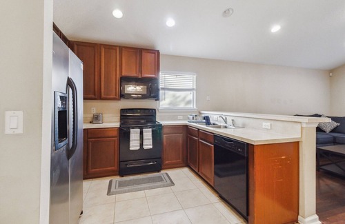 St. Augustine House | Exquisite Waterfront Retreat - Pet Friendly by RedAwning