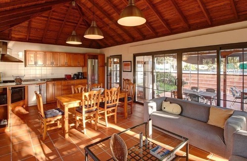 Tajuya House | Extended and restored finca - good equipment - 2000 sqm garden