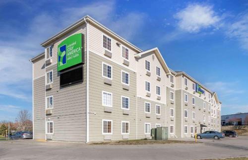 Millard Hotel | Extended Stay America Select Suites - Omaha - Southwest
