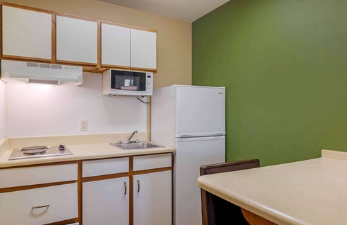 Smyrna Hotel | Extended Stay America Select Suites Atlanta Cumberland Mall