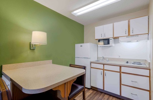 Smyrna Hotel | Extended Stay America Select Suites Atlanta Cumberland Mall