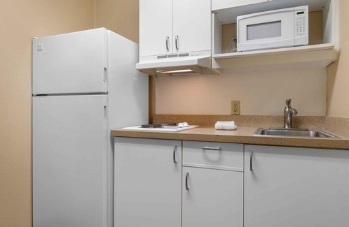 Springdale Hotel | Extended Stay America Suites Cincinnati Springdale I275