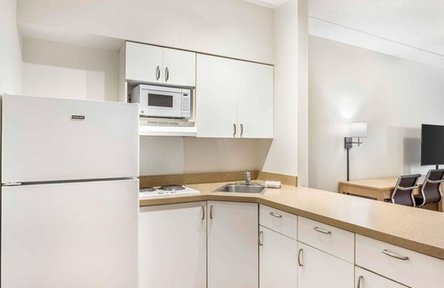 Melville Hotel | Extended Stay America Suites Long Island Melville