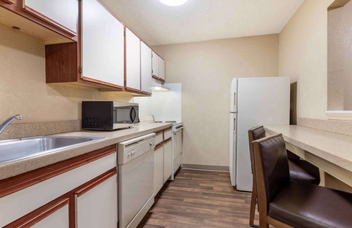 Central Oklahoma City Hotel | Extended Stay America Suites Oklahoma City Northwest