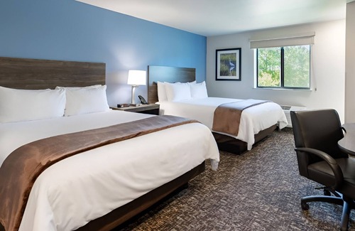 Westgate Hotel | Extended Stay Comfort in Room with Full Kitchen Near Zing Zumm Children's Museum