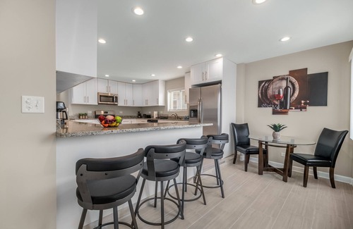 Summit House | Extended Stay Summit FHS Rental