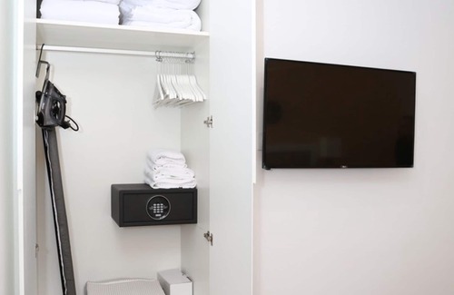 Sol Apartment | Exterior studio with a balcony for 2 people