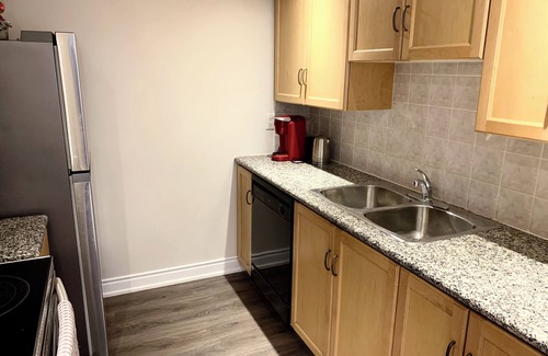 Toronto Entertainment District Condo | Extra Large 2 Bedroom Condo Downtown Toronto With CN Tower Rogers Centre View