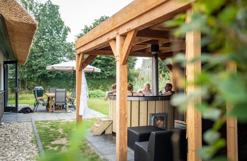 Schoorl House | Extra luxury 8-person residence in the holiday park Landal Berger Duinen