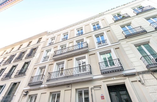Cortes Apartment | Extraordinary high-end apartment with private terrace. Madrazo IV