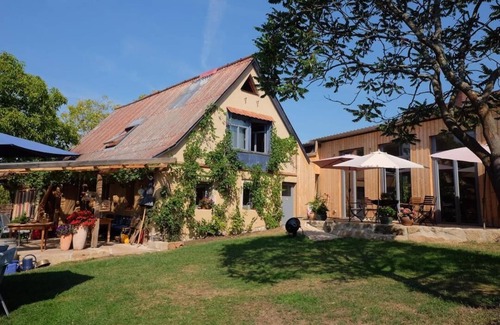 Mainleus House | Extraordinary old shepherd's house - artist's house