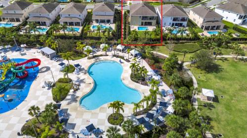 West Kissimmee House | Extravagant Home With Movie Theater, Private Pool And Waterpark & Resort Access At Encore Resort - 241Fl