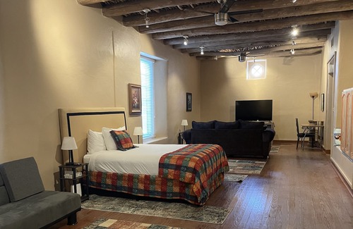 Mesilla House | EXTRAVANGANT Family get away
