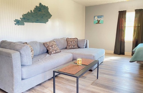 Trappist House | Extremely remote glamping getaway, studio-style home on private country ranch!