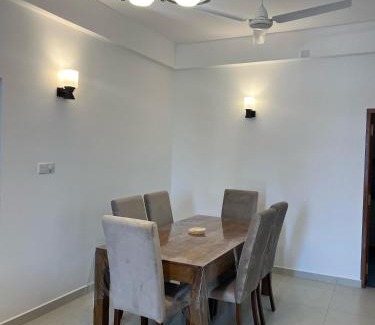 Wellawatta North Apartment | EZ Colombo Comfort