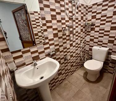 Colombo 10 Hotel | Ez Stay Guesthouse