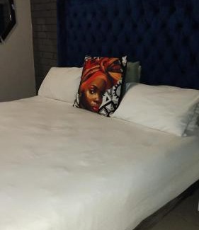 Flora Park House | EzekMary Res