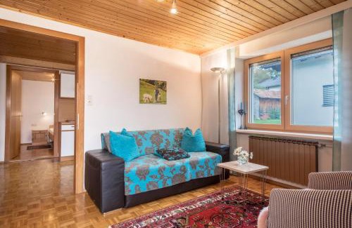 Grossdorf Apartment | Försterhaus Wohnung Obergeschoss