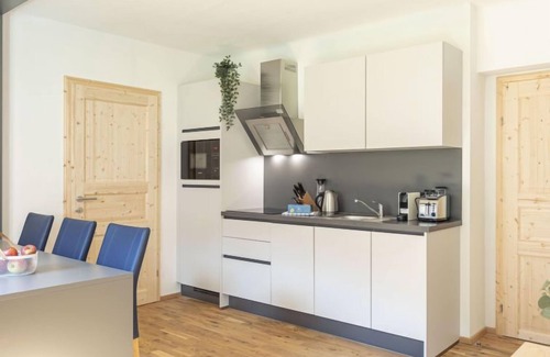 Eisenerz Apartment | für 4 P. mit IR-Sauna & Sprudelwanne by Interhome