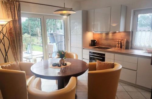 Lietzow Apartment | F-1064 Rhododendronbluete in Lietzow