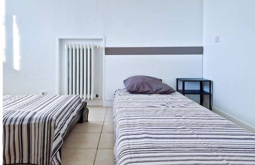 Trappes Apartment | F 2.b.1 Avec 4 Lits Part