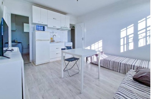 Trappes Apartment | F 2.b.2 Avec 4 Lits Part