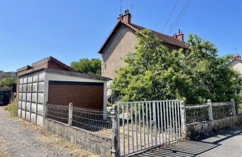 Imphy Apartment | F 36 Raimbaux 2 à 4 Personne 2 chambres Wifi Parking facile