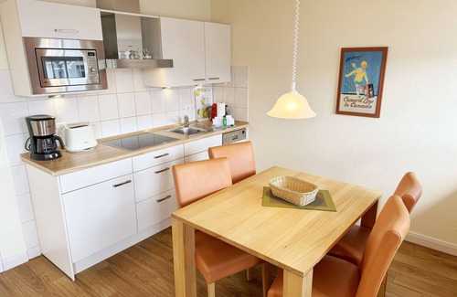Sellin Apartment | F: Seepark Sellin-Haus Göhren Whg 523 Deichkieker with balcony - Haus Göhren Whg