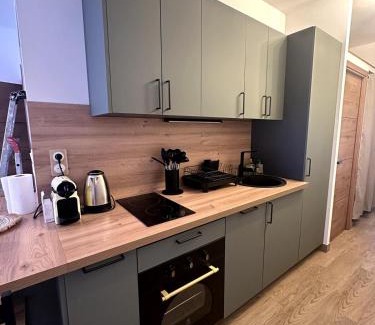 Cros-de-Cagnes Apartment | F1 Cozy, 150m de la mer