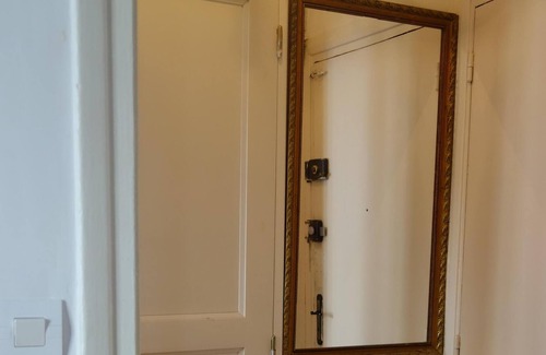 Hydra Apartment | F1 in Hydra quiet area with private parking Proximity Embassy of France
