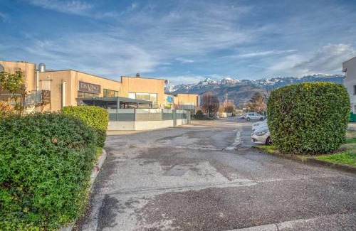 Saint-Martin-d'Heres Apartment | F1 tout équipé-neuf-tout confort