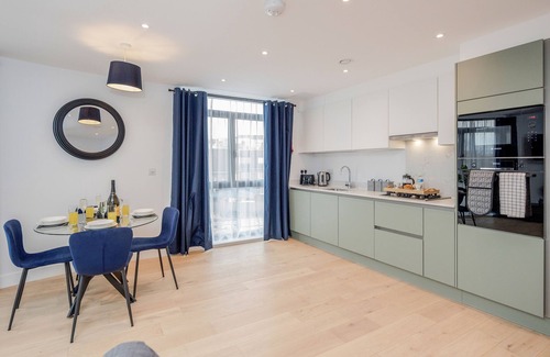 Watford Apartment | F14 Cassio Deluxe 2Bed, Watford Cassio Apartment