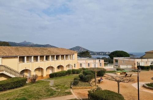 Cap Esterel Apartment | F2 37M2 RENTAL SAINT RAPHAEL (AGAY) FROM NOVEMBER 2024 TO JUNE 2025.