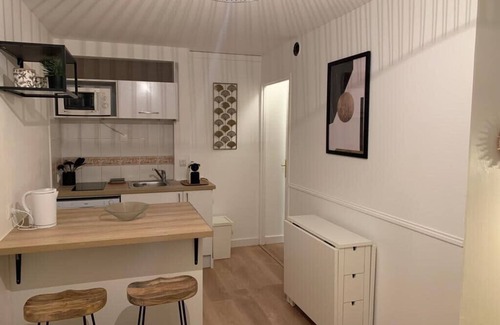 Le Lavandou Apartment | F2 at "Domaine de la Pinède", Heated Swimming Pool