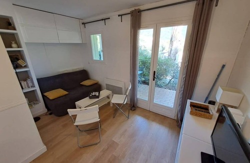 Le Lavandou Apartment | F2 at "Domaine de la Pinède", Heated Swimming Pool