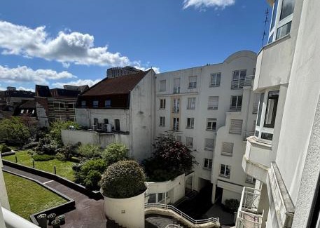 Old Lille Apartment | F2 calme et lumineux avec balcon au cœur du Vieux Lille
