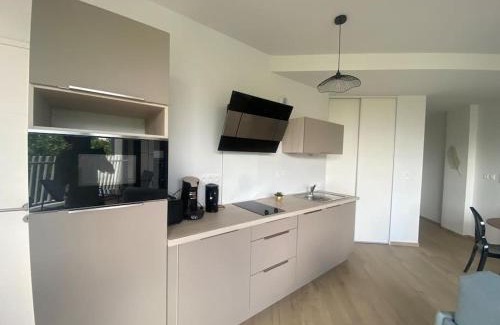 Chamalieres Apartment | F2 neuf cosy et élégant avec terrasse, parking, WIFI