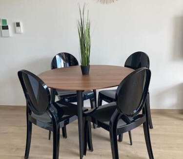 Chamalieres Apartment | F2 neuf cosy et élégant avec terrasse, parking, WIFI