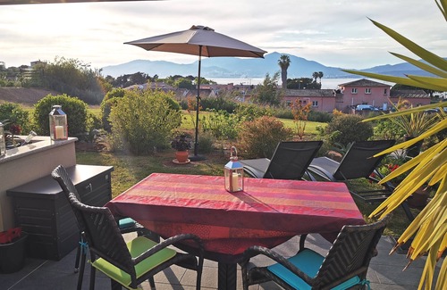 Porticcio Apartment | F2 sea view, Porticcio center/La Viva, everything on foot