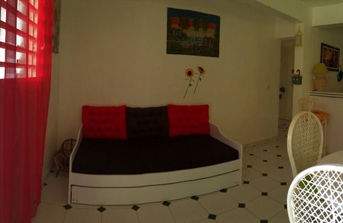 Le Moule Villa | F2 THE MOLD SURETIERS GUADELOUPE WIFI