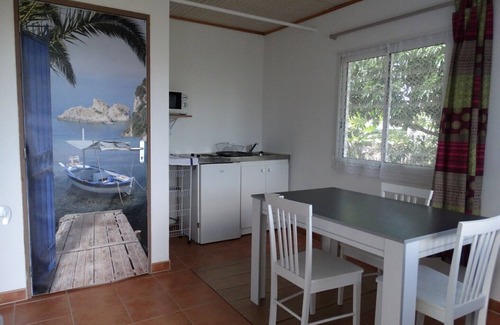 Piton Saint-Leu House | F2, whole housing, in Piton Saint-Leu