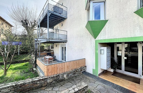 Lamalou-les-Bains Apartment | F2 with terrace, near Thermal baths, pets allowed, wifi, parking
