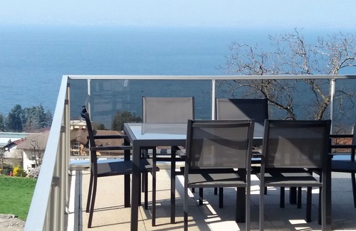 Evian-les-Bains Apartment | F3 apartment for 2 to 6 people with terrace and lake view golf 5 minutes
