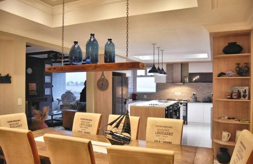 Henties Bay House | F3 at Silvermist