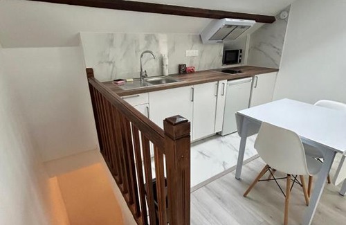 Quartier Centre Ville Apartment | F3 au grenier d'une maison